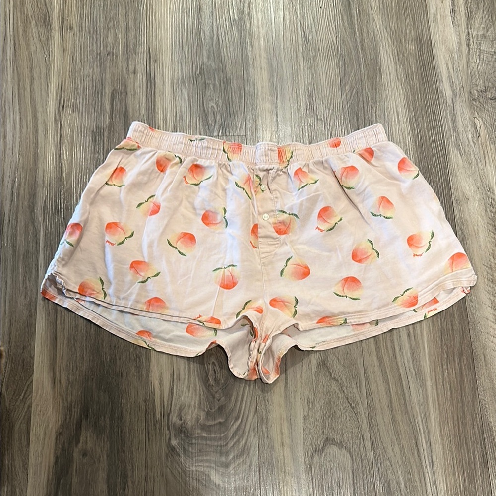 🍑 PINK Victoria’s Secret Peach Print Sleep Shorts